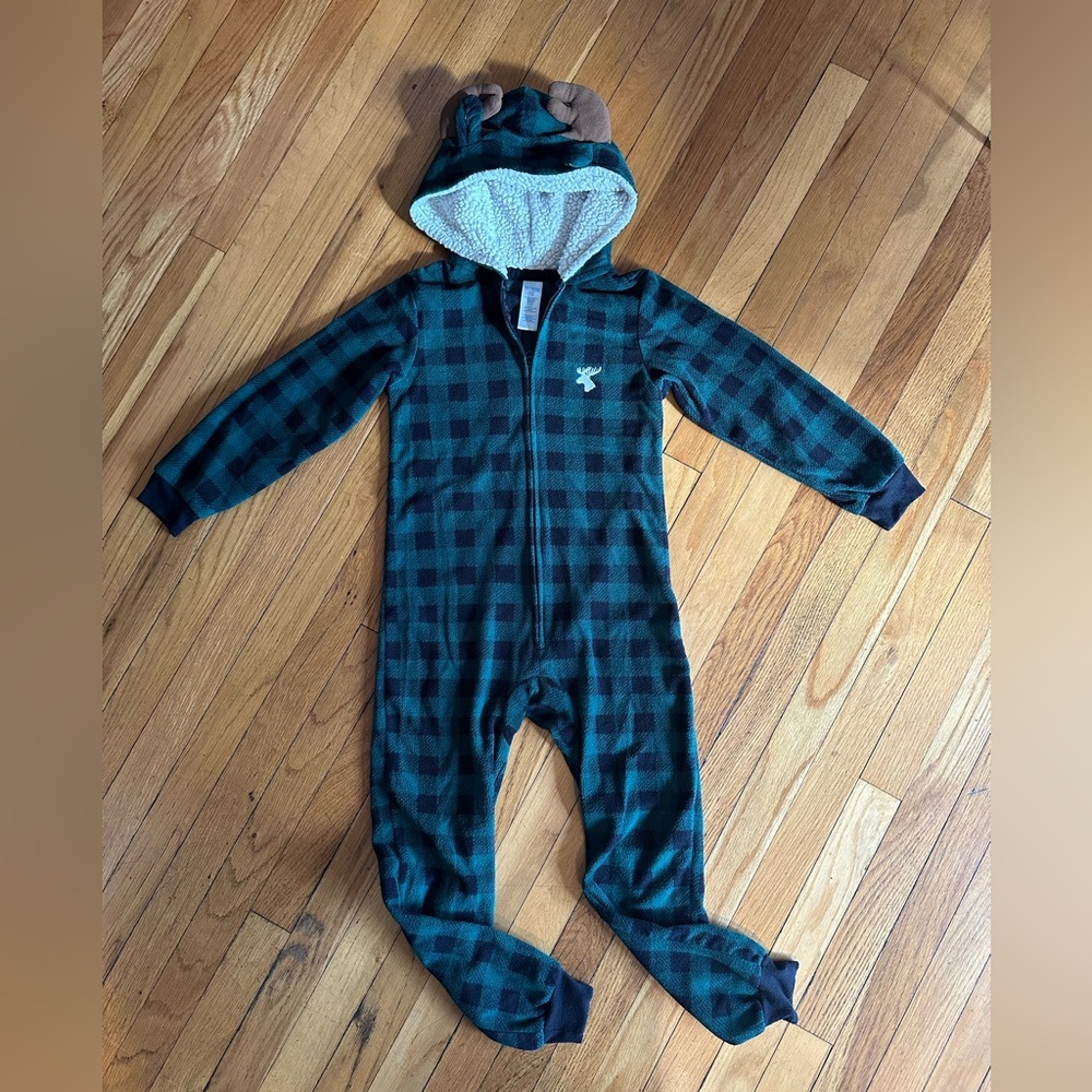 The Children’s Place Boy’s Med. 7/8 Christmas Reindeer Zip Up Green PJ’s! Twins